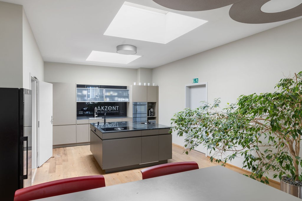 200-1000m² office