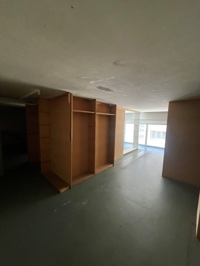 162m² Laden