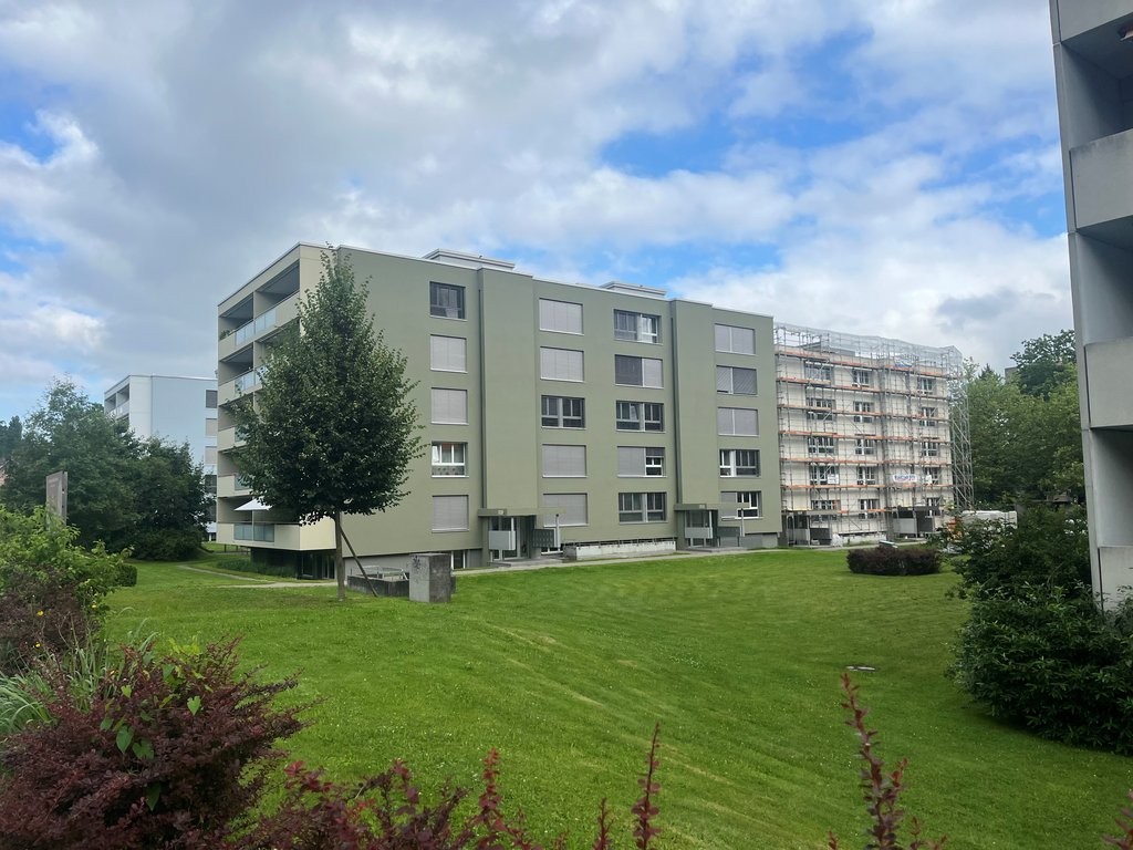 79m² office