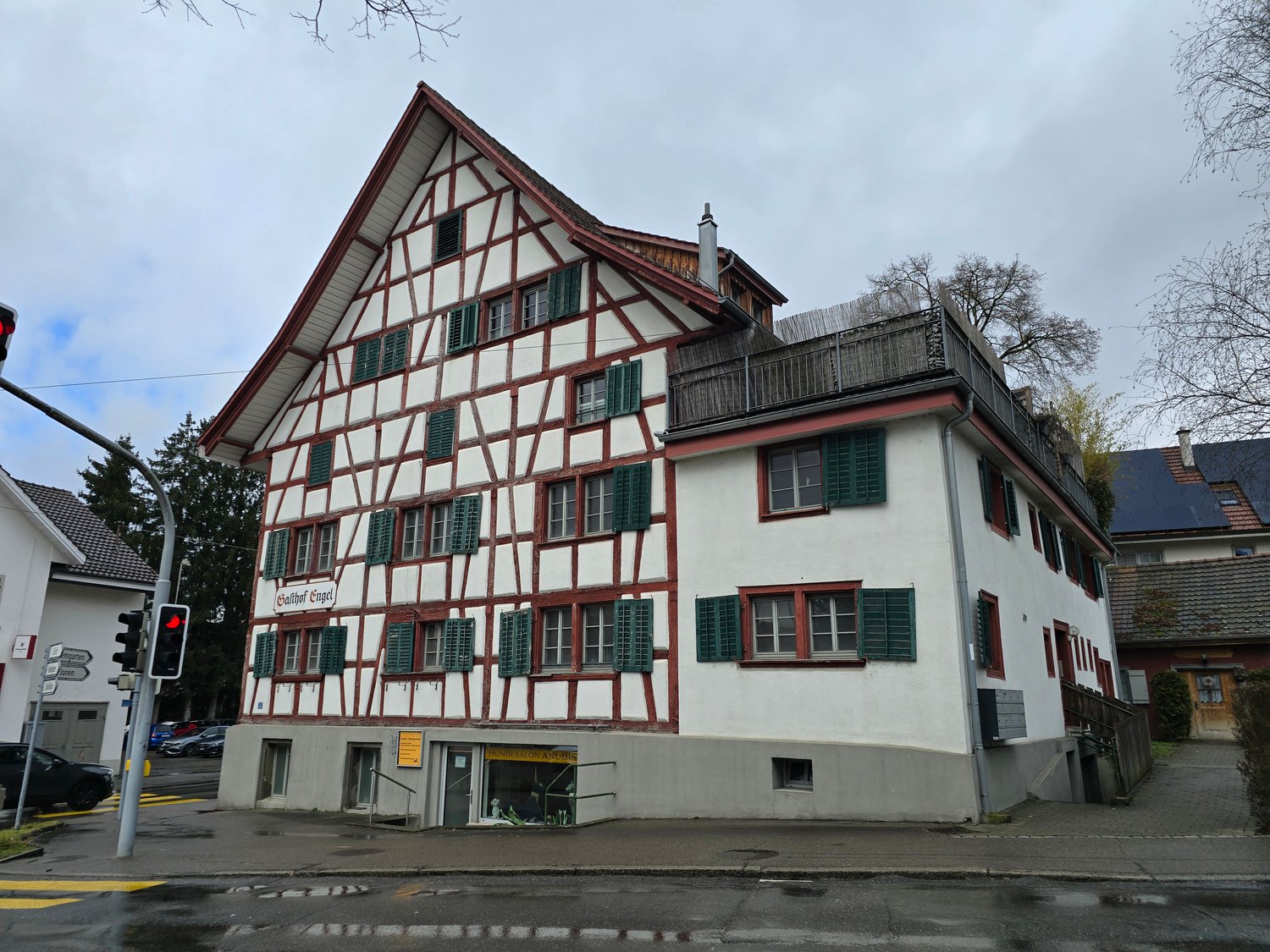 Practice, Foto 1 von 10
