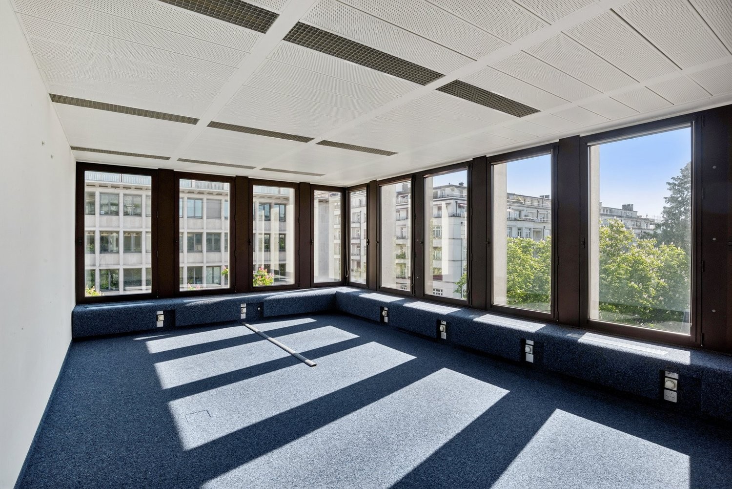 345m² Büro, Foto 5 von 10