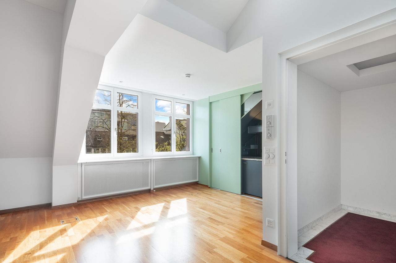 457m² office