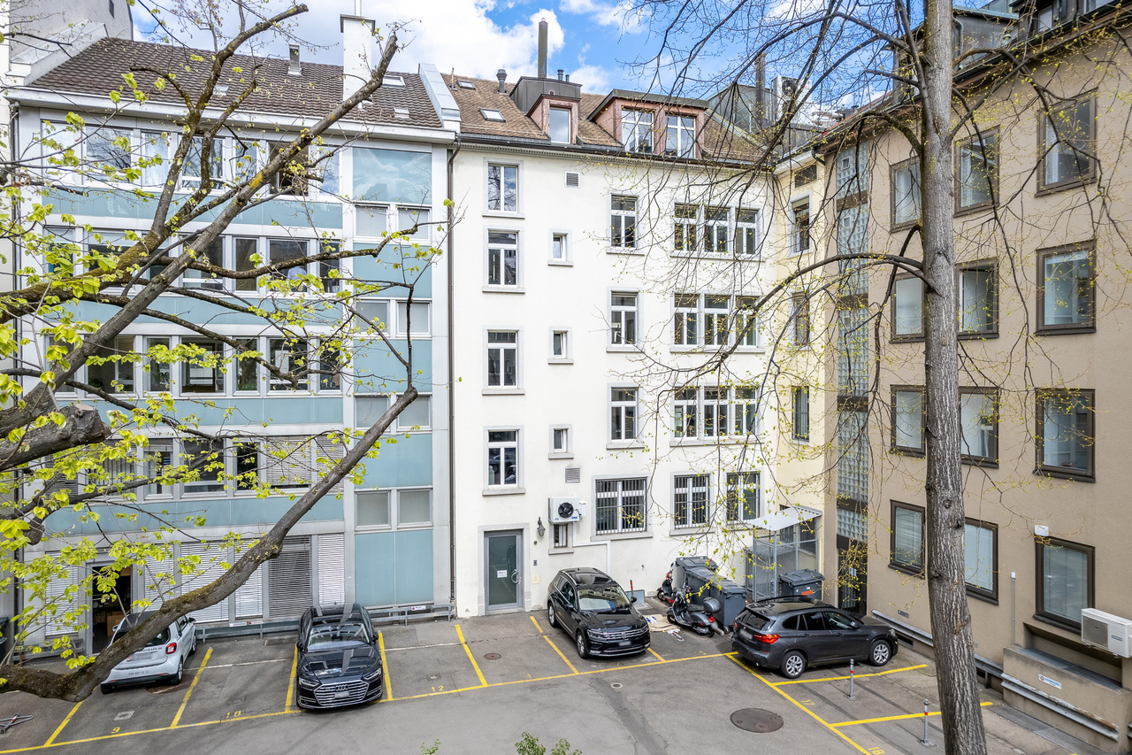 457m² office