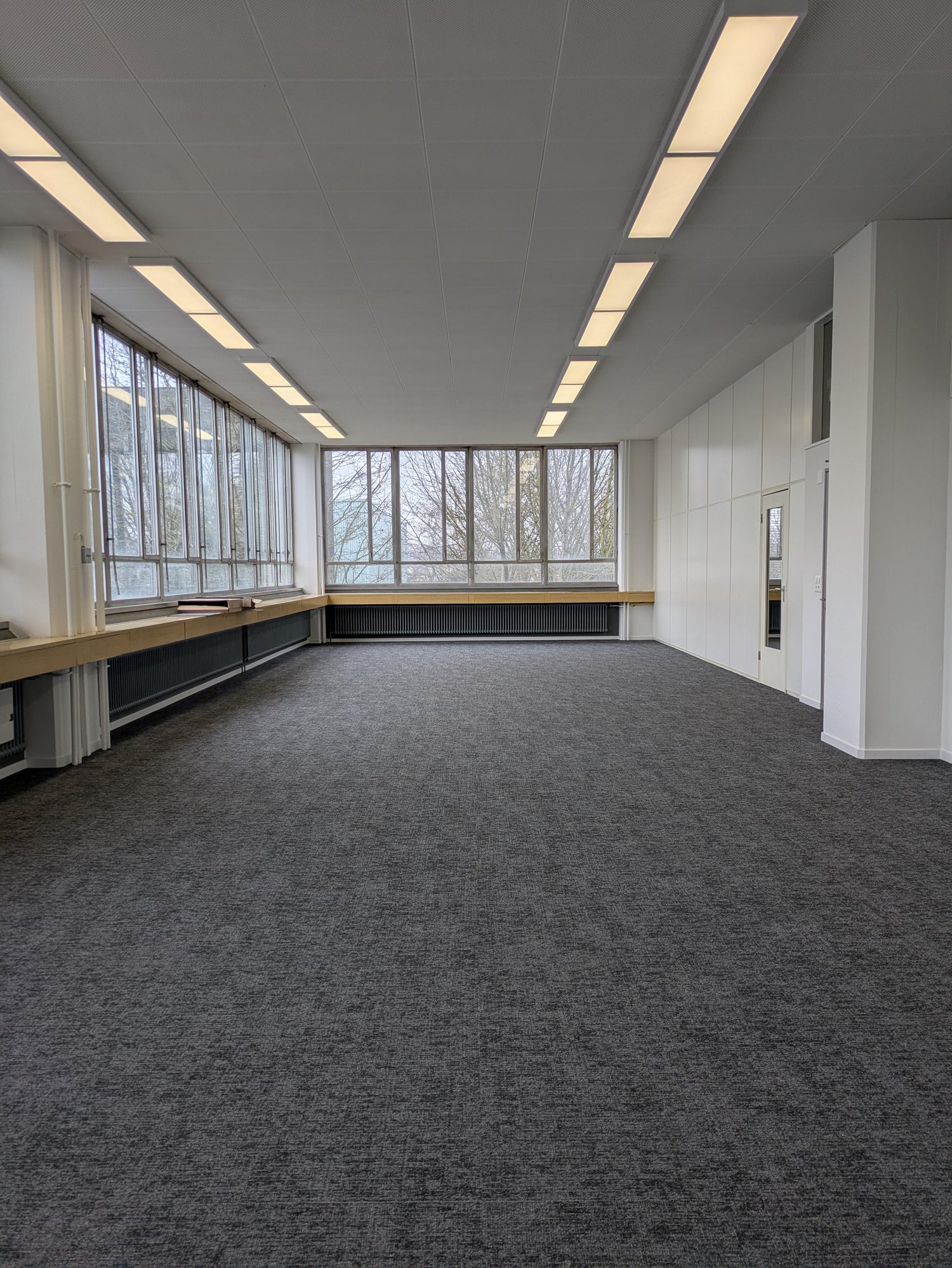 188m² office