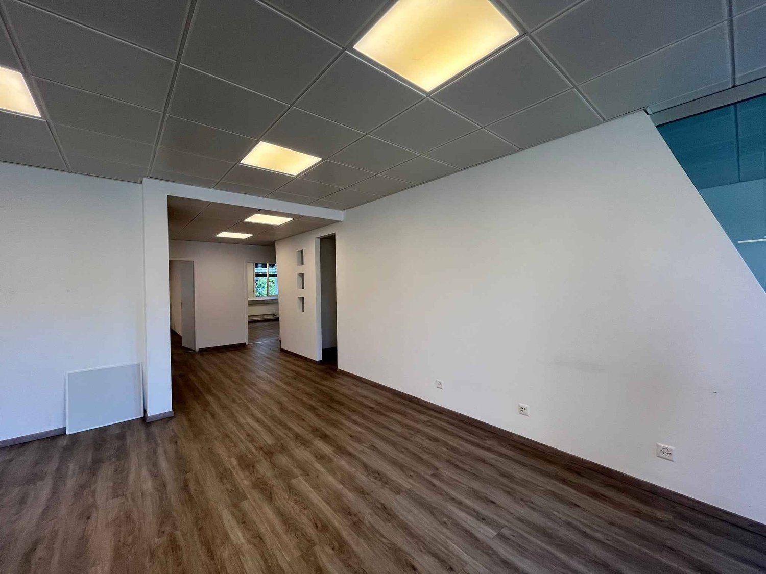 186m² Büro, Foto 3 von 10