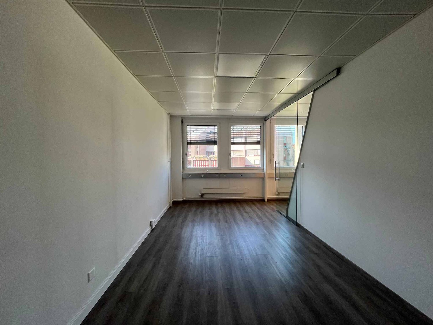 186m² Büro, Foto 8 von 10