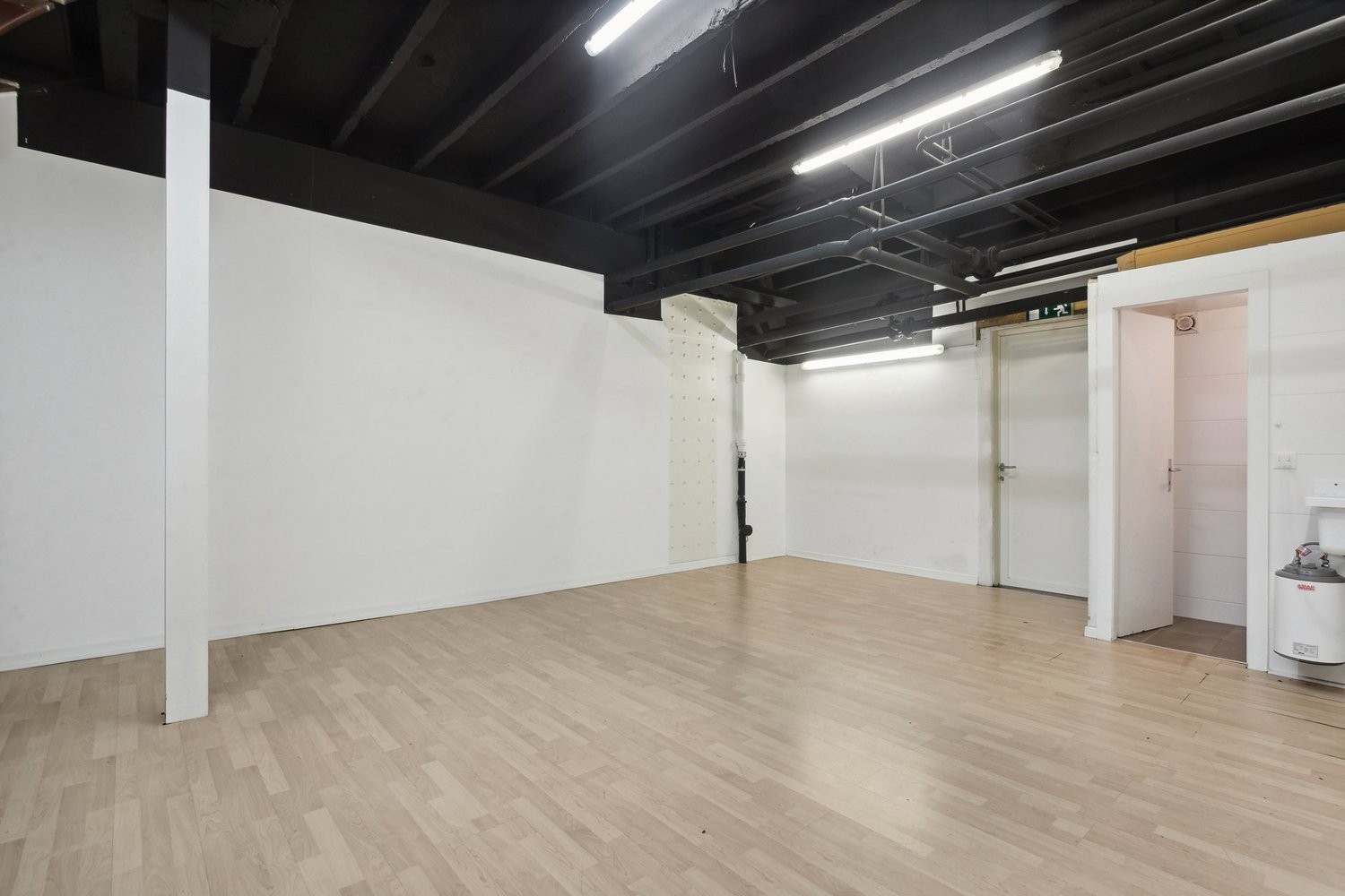 165m² Laden
