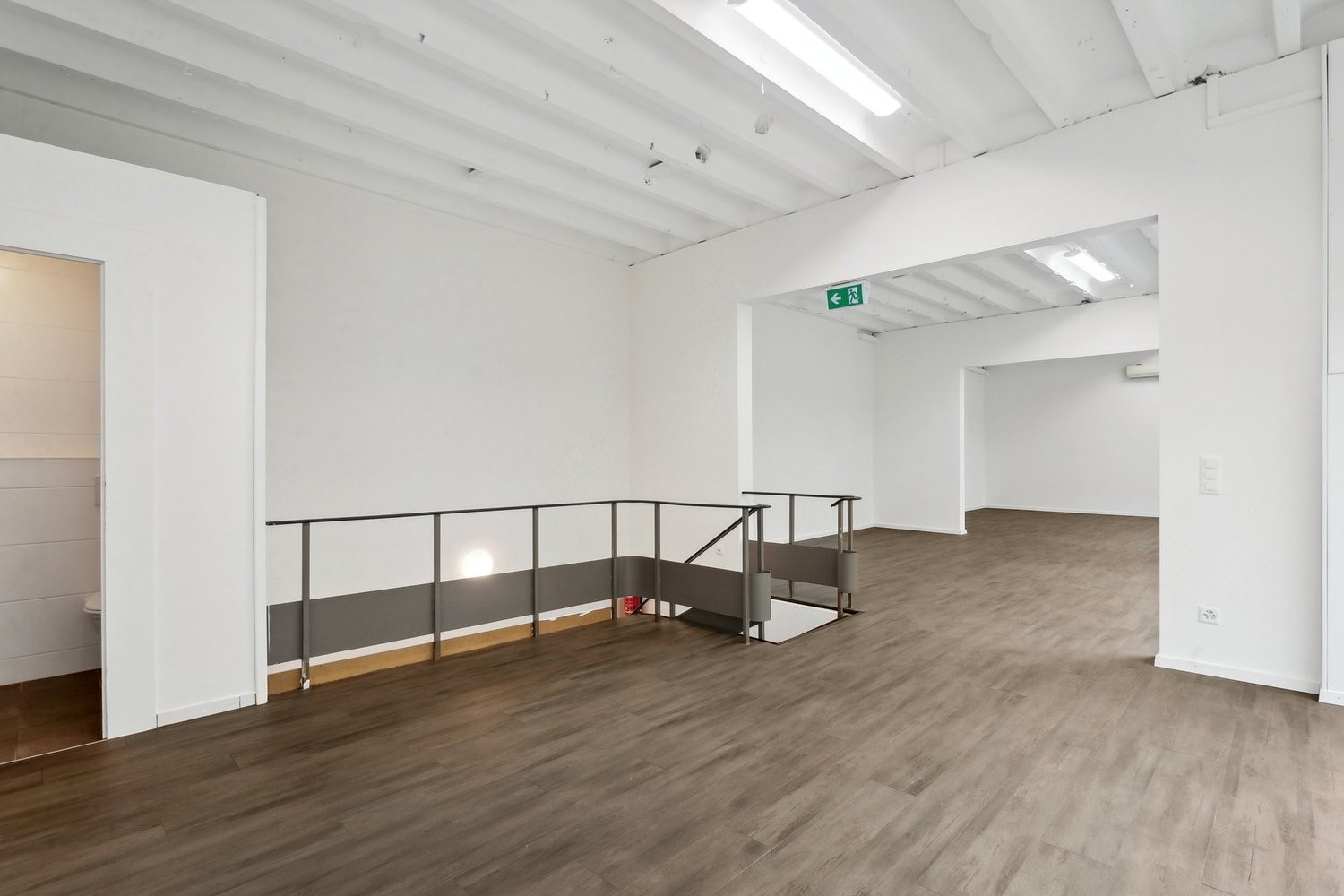 165m² Laden
