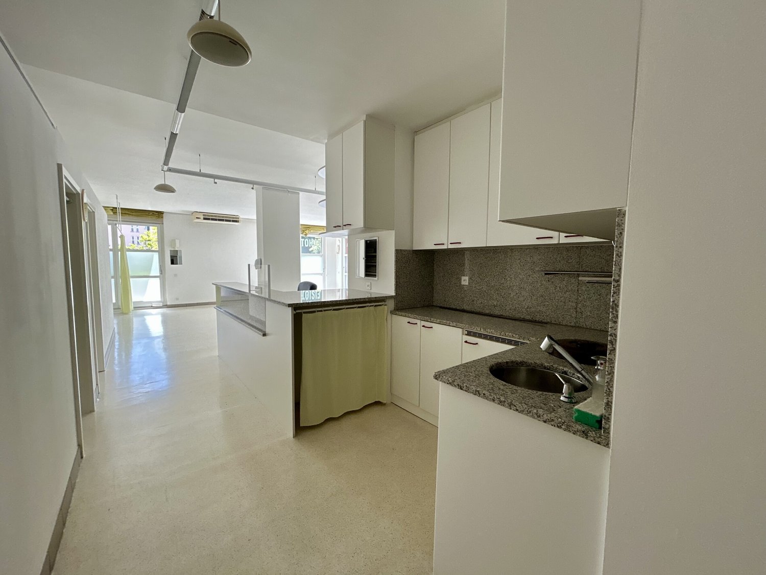 148m² Wohn- / Geschäftsgebäude