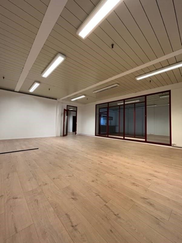 246m² Büro