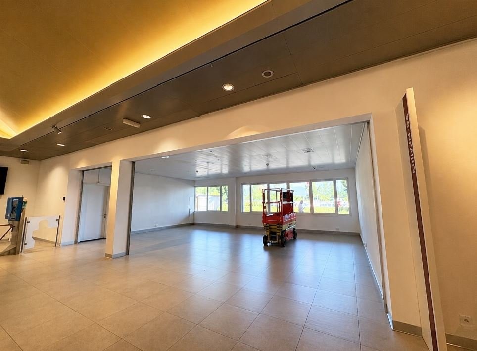 156m² Laden, Foto 2 von 9