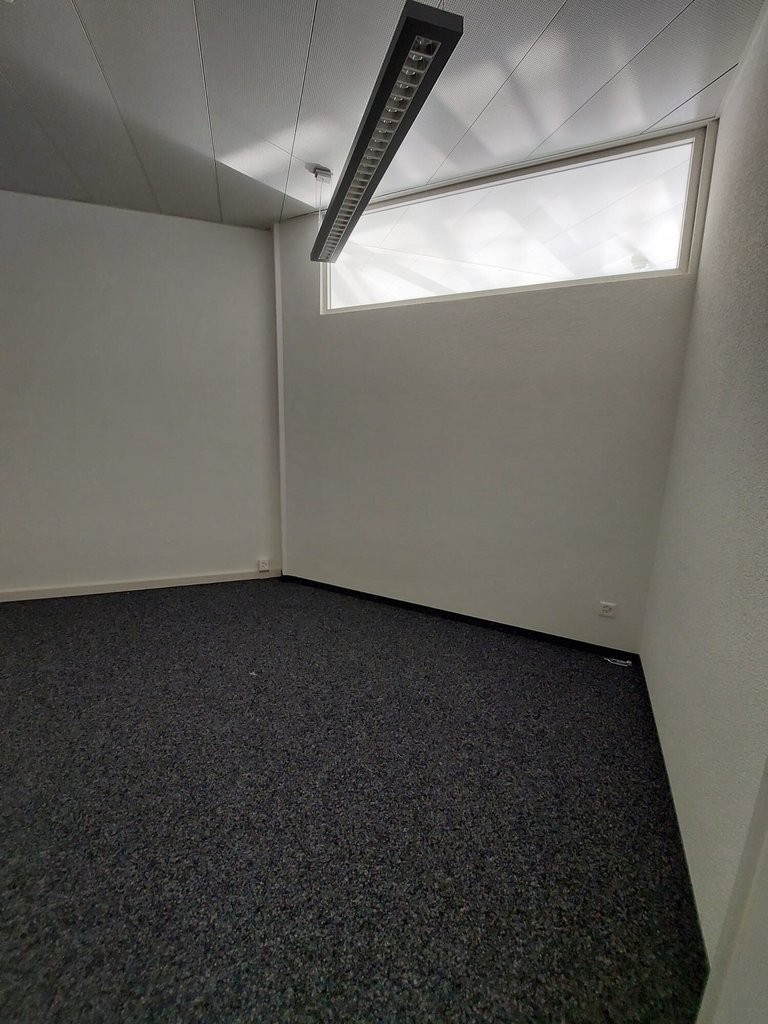 Office, Foto 5 von 6