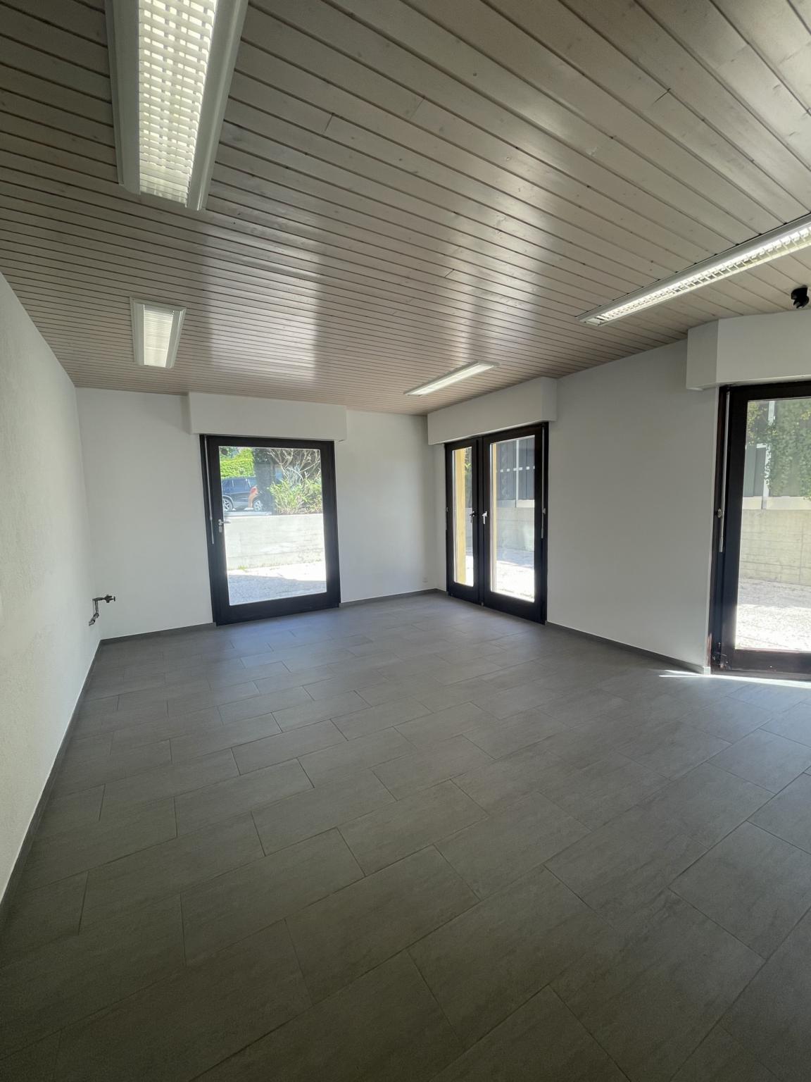 13m² office