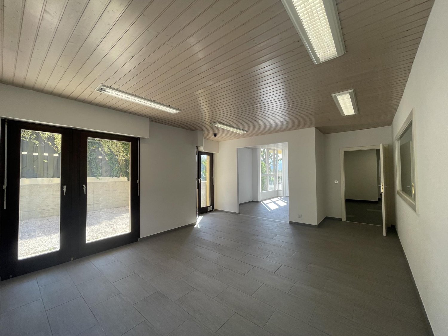 13m² office