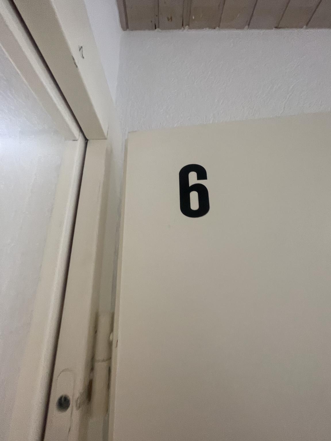 13m² office