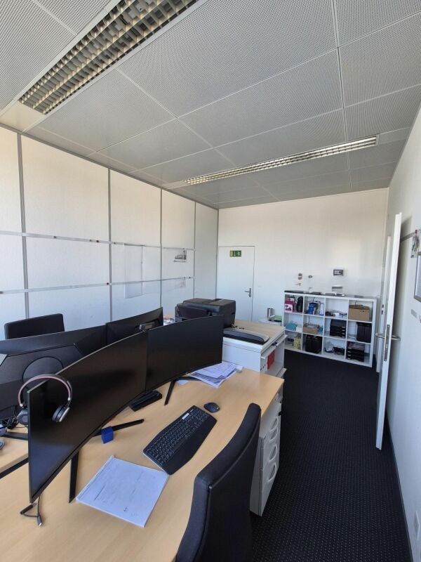 36m² office
