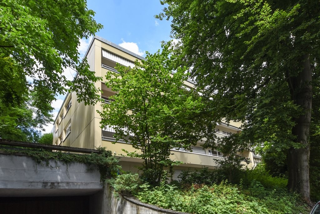 87m² office