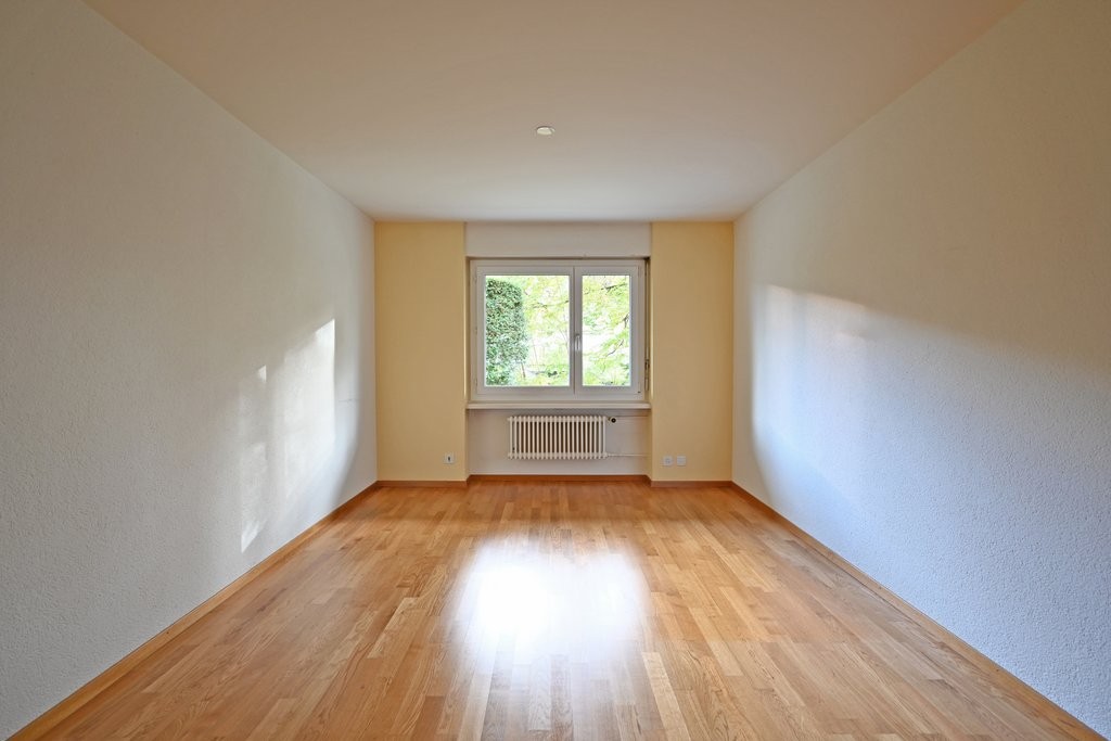 87m² office