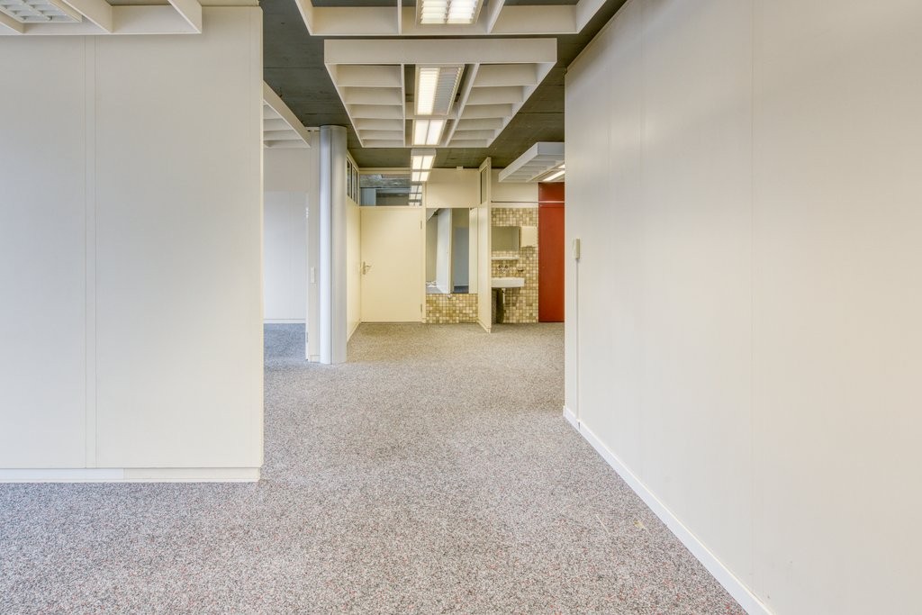 58m² commerciale, foto 4 di 8