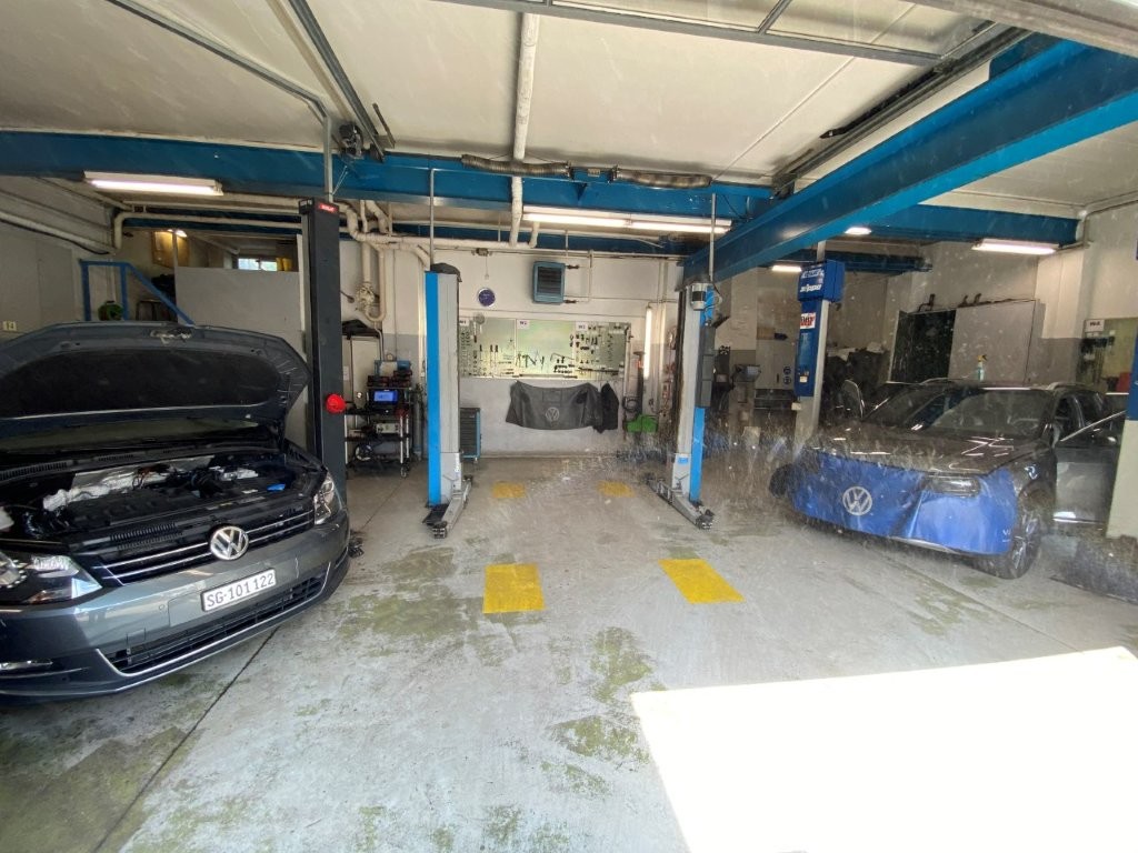 400m² workshop
