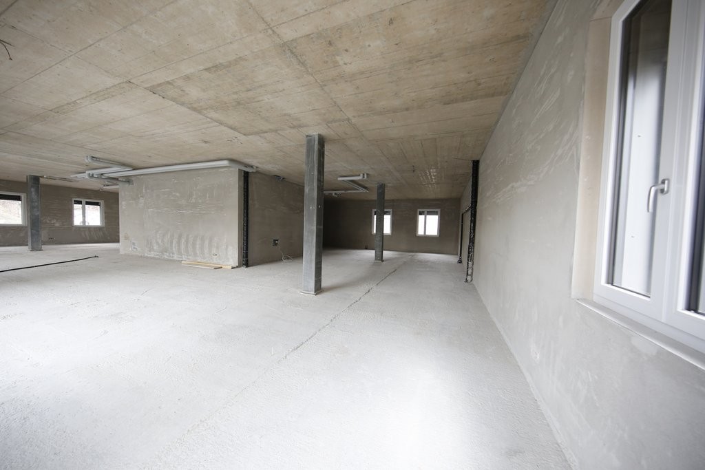 290m² commercial