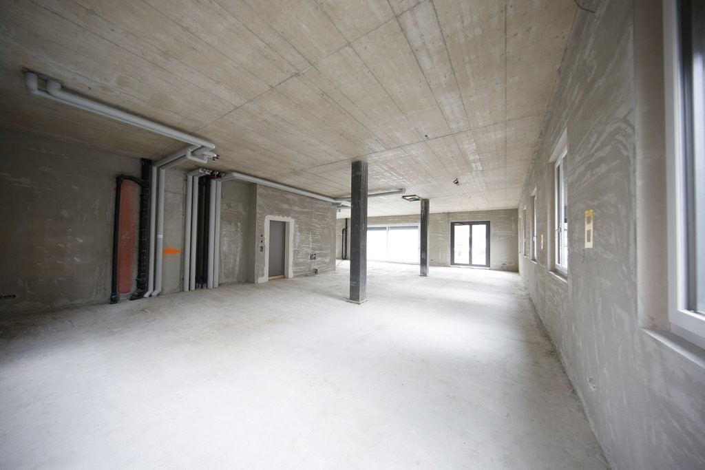 290m² commercial