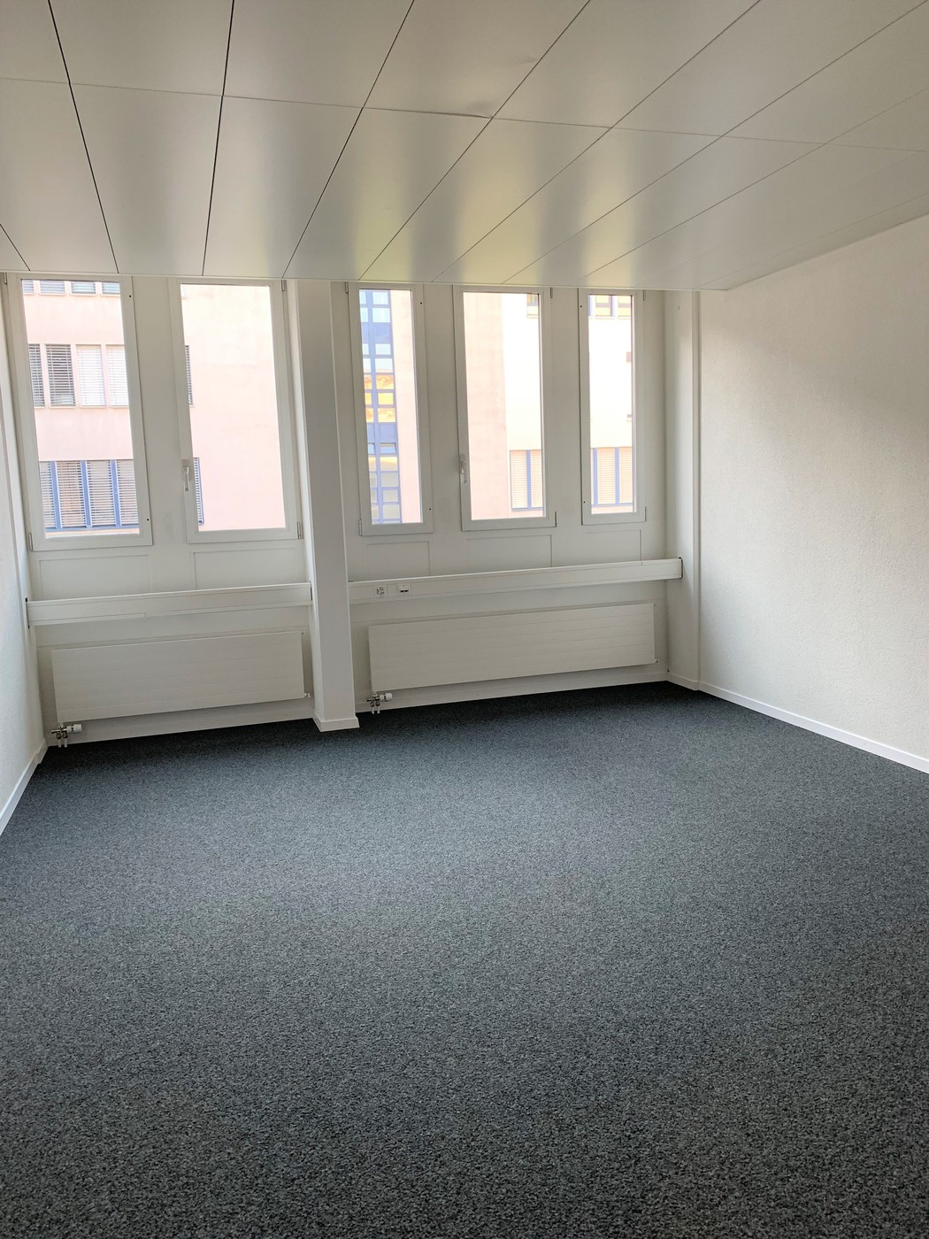 195m² ufficio