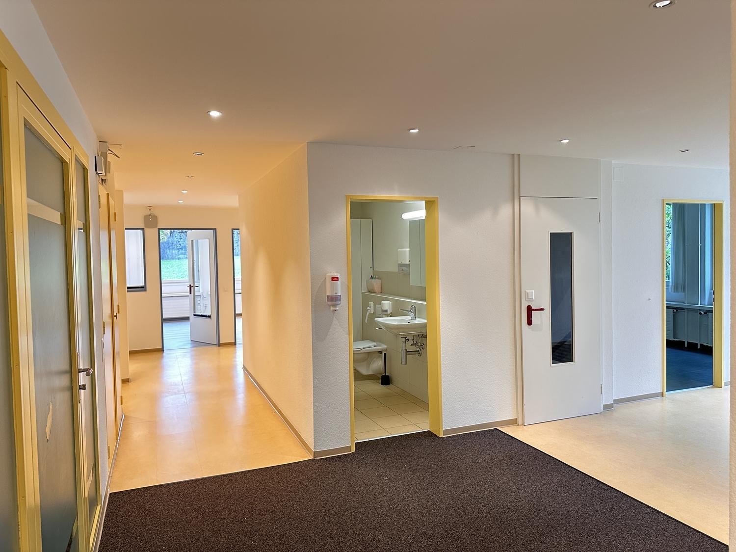 ufficio di 11m², foto 8 di 10