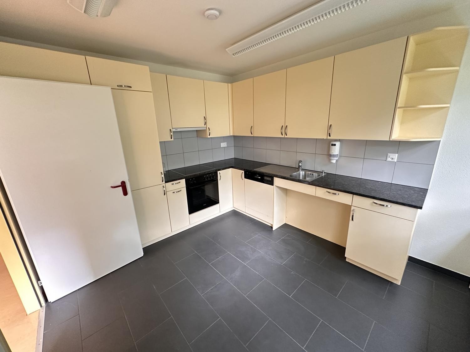 ufficio di 11m², foto 6 di 10