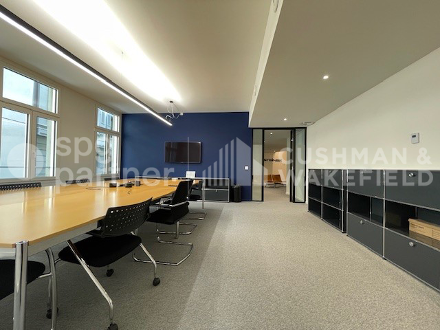 430m² Büro, Foto 9 von 10