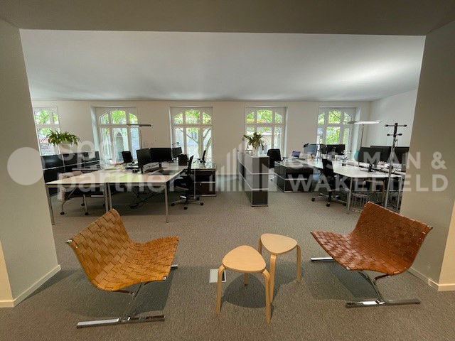 430m² Büro, Foto 8 von 10