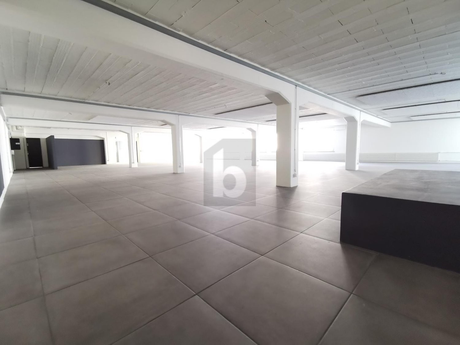 435m² industrial object