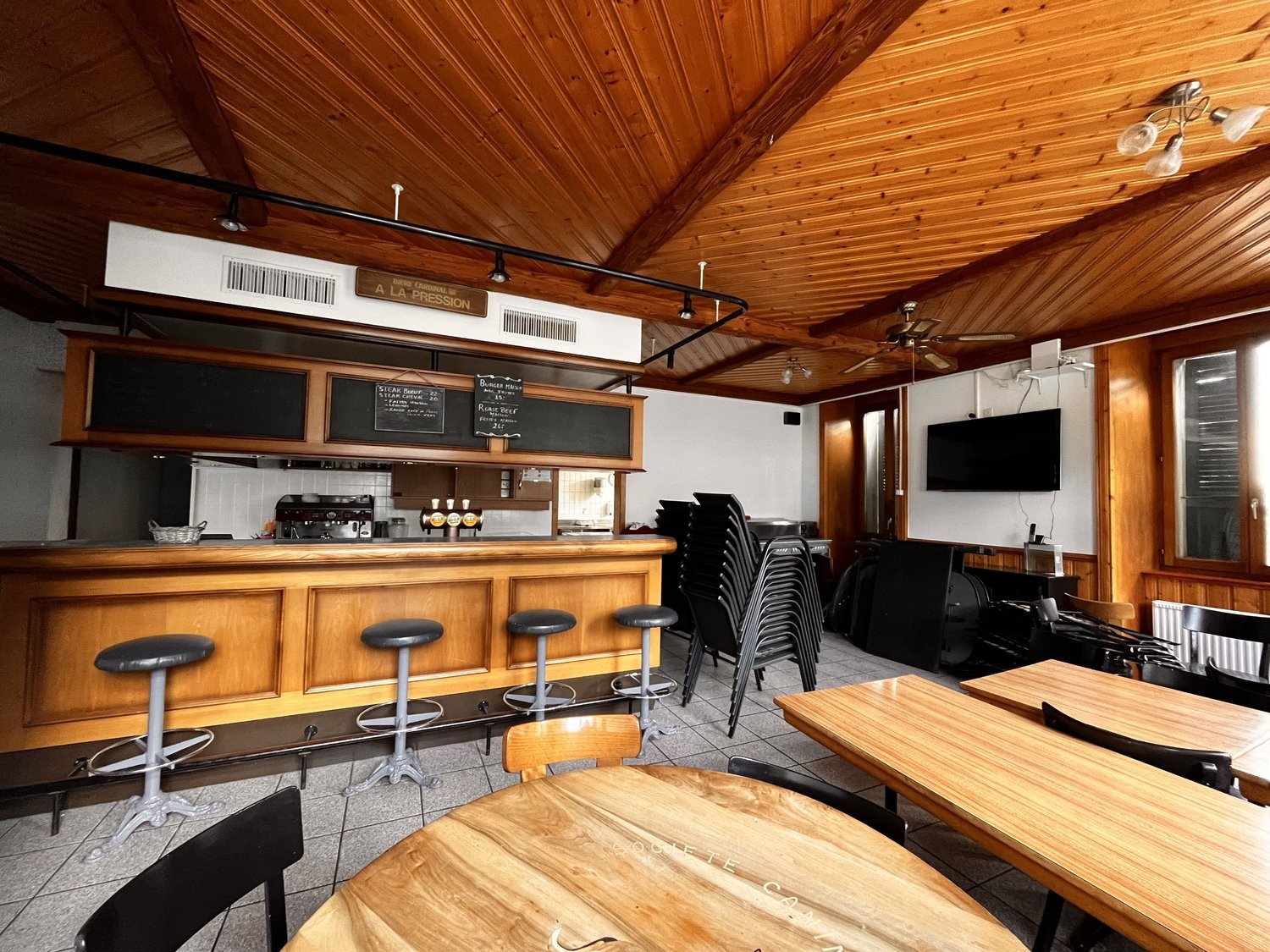 126m² Laden, Foto 1 von 6