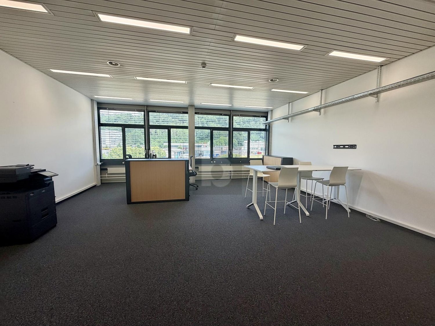 58m² ufficio, foto 3 di 3