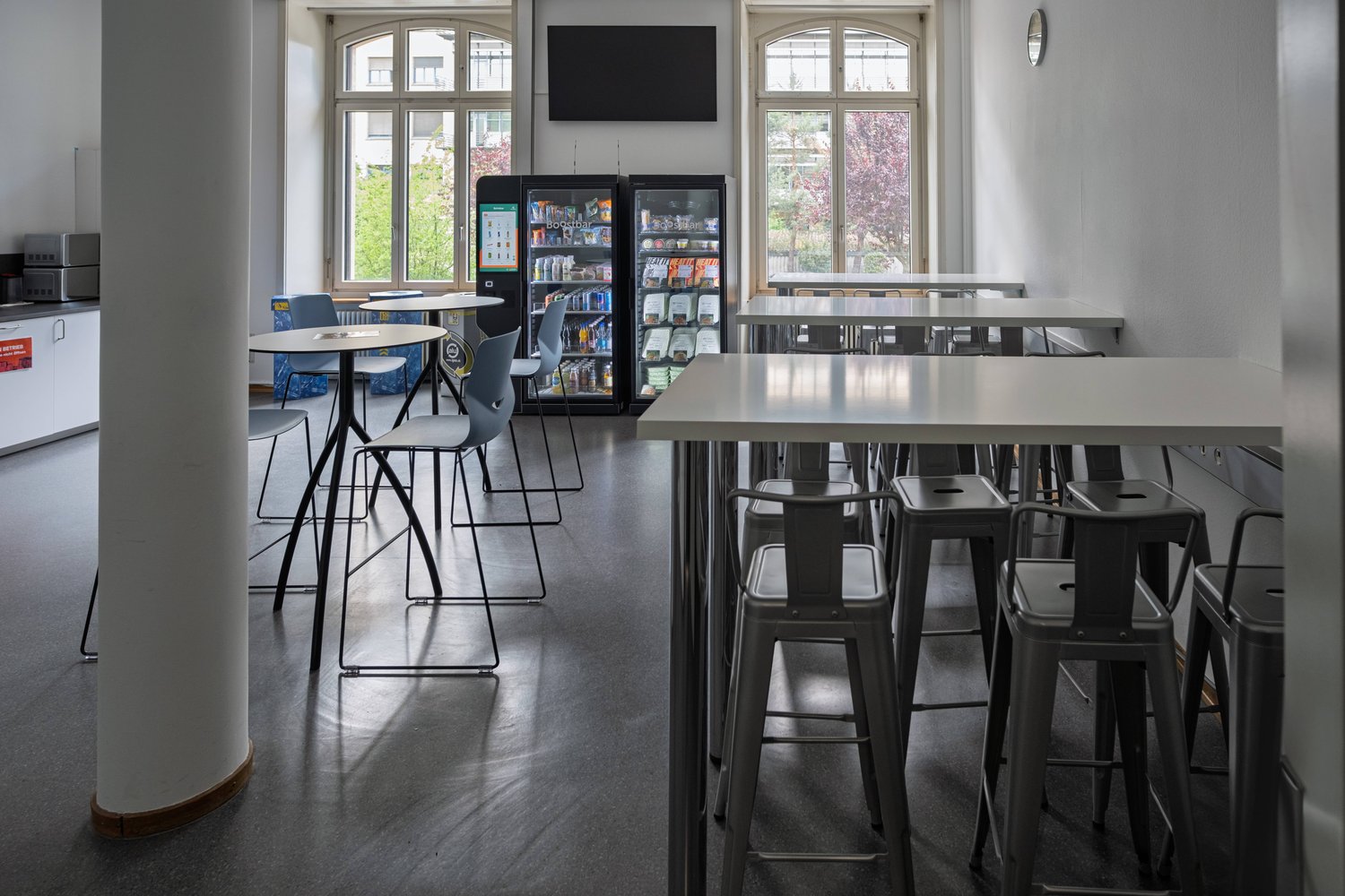 35m² office