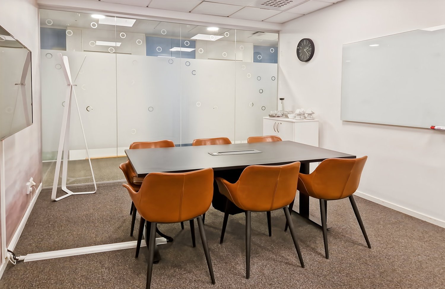 300m² office, photo 6 of 10