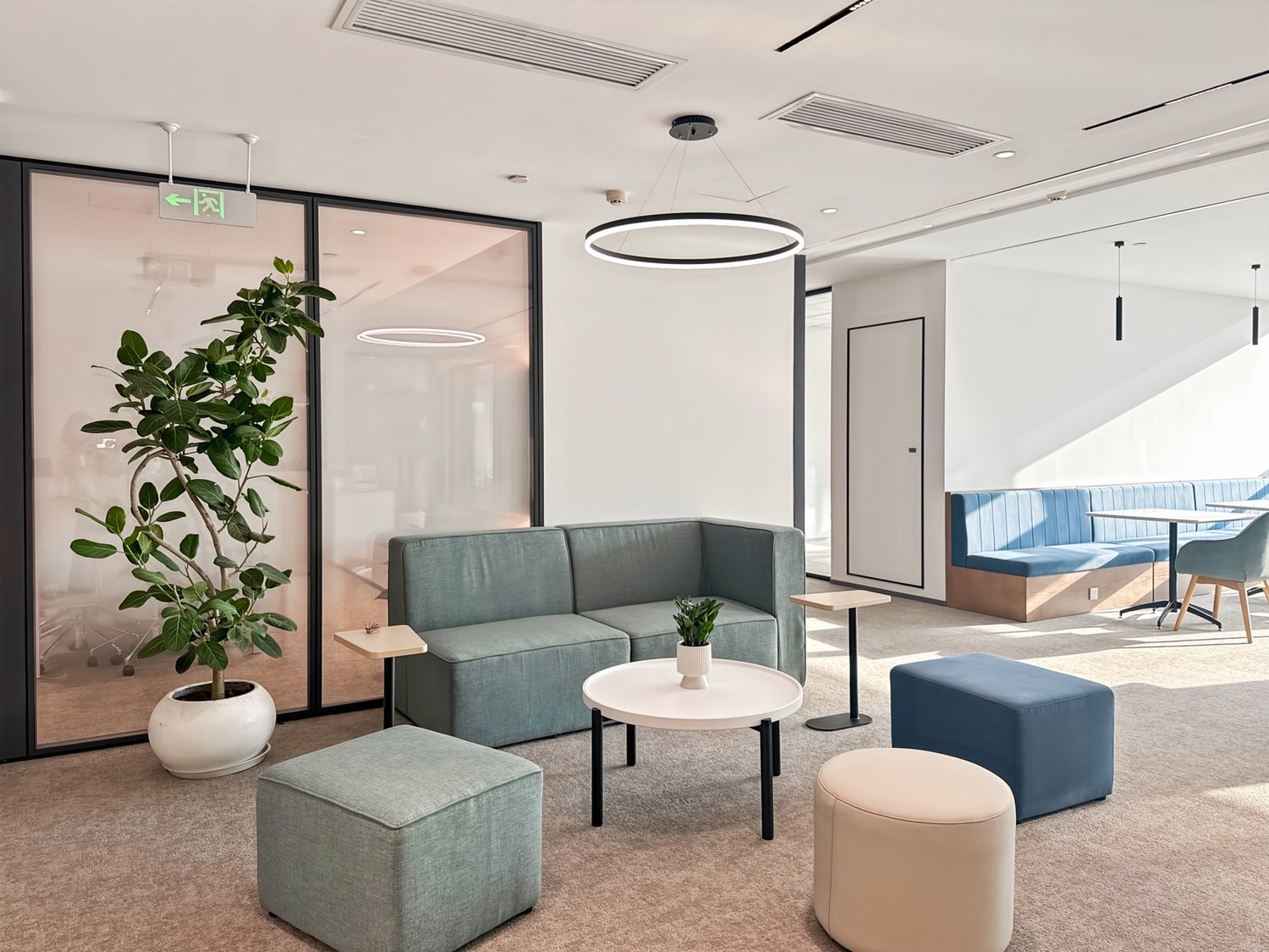 300m² office, photo 5 of 10