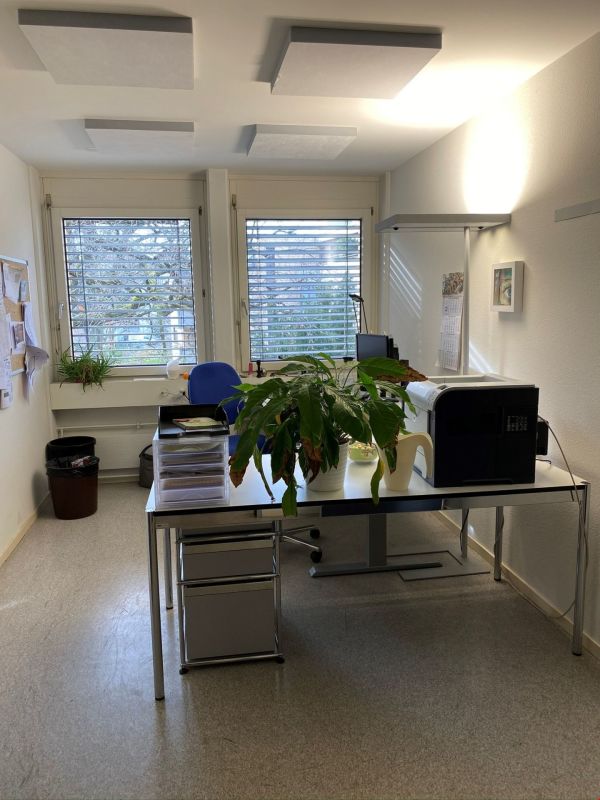 27m² office
