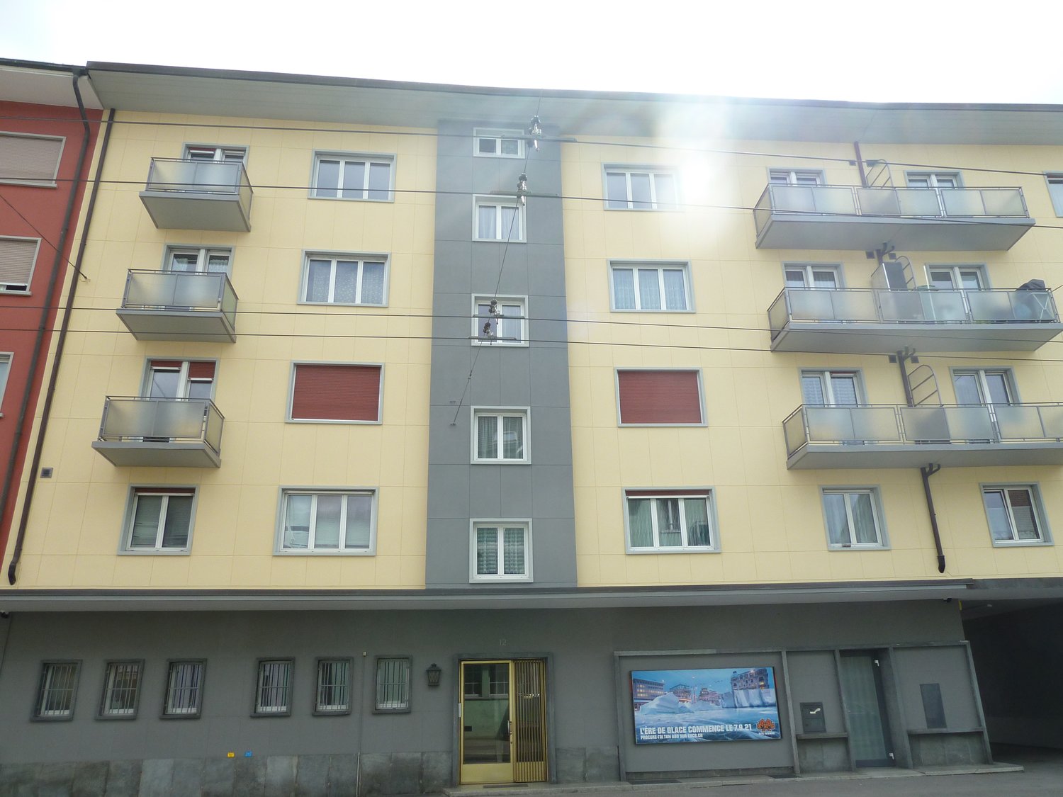 190m² commerciale, foto 2 di 10
