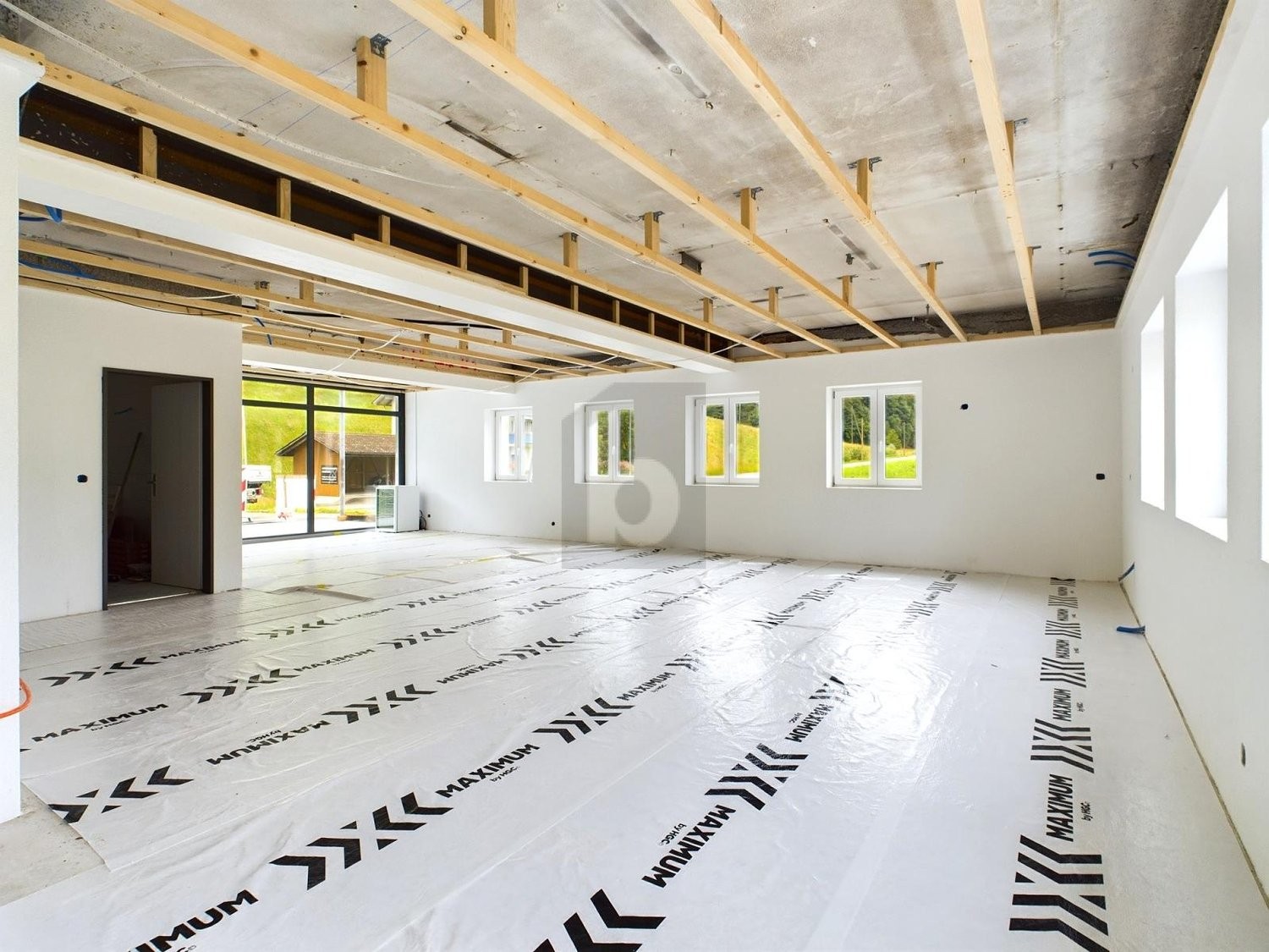 negozio di 87m²