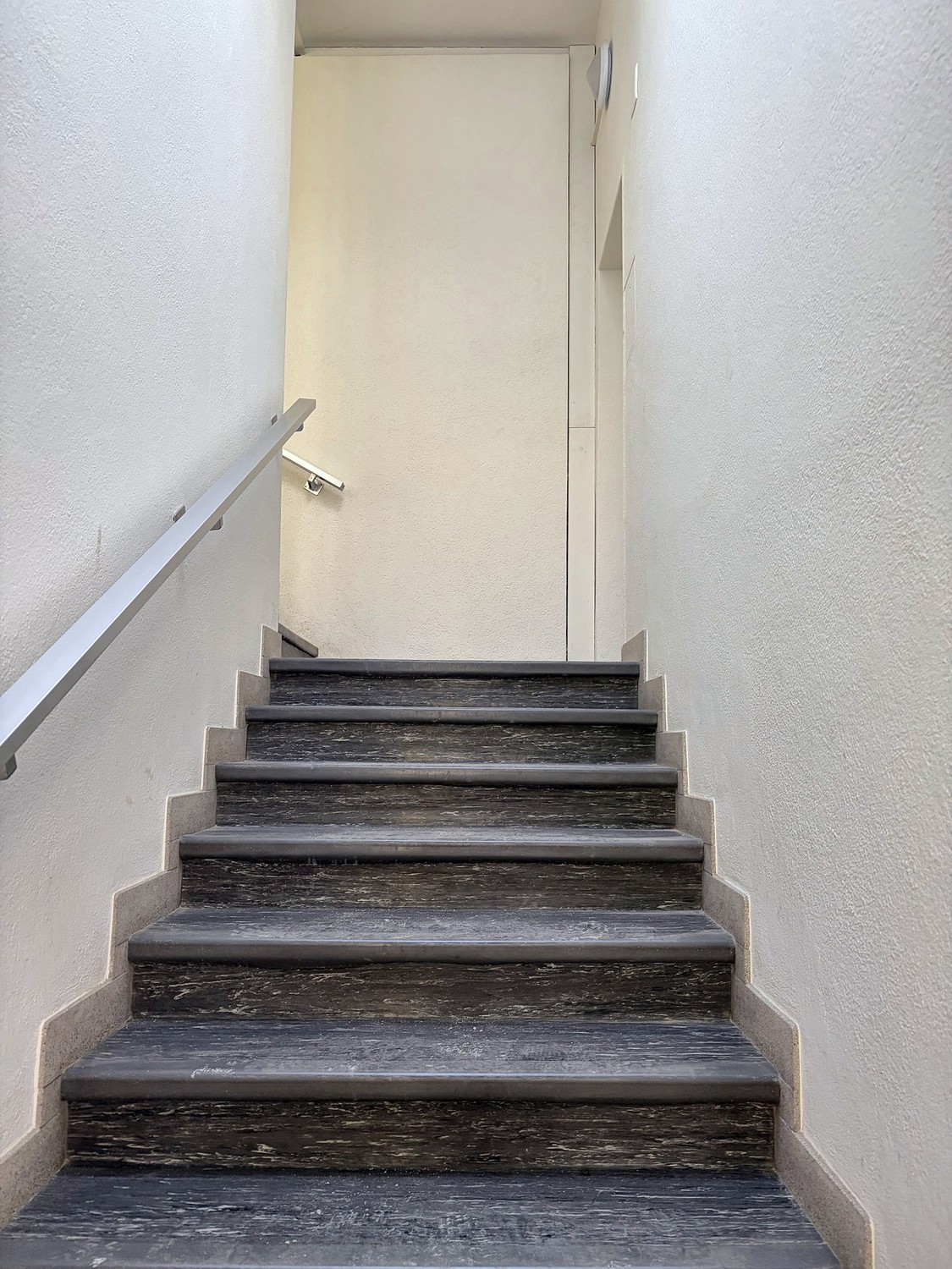 Officina di 220m², foto 4 di 10