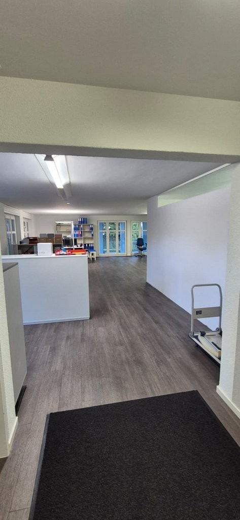 107m² office