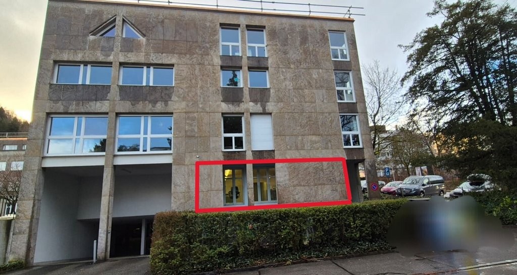 107m² office