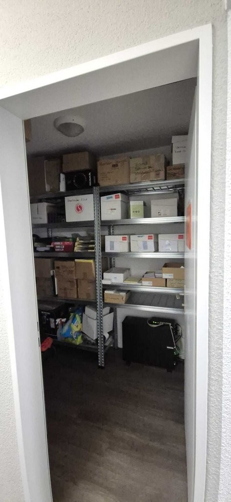 107m² office