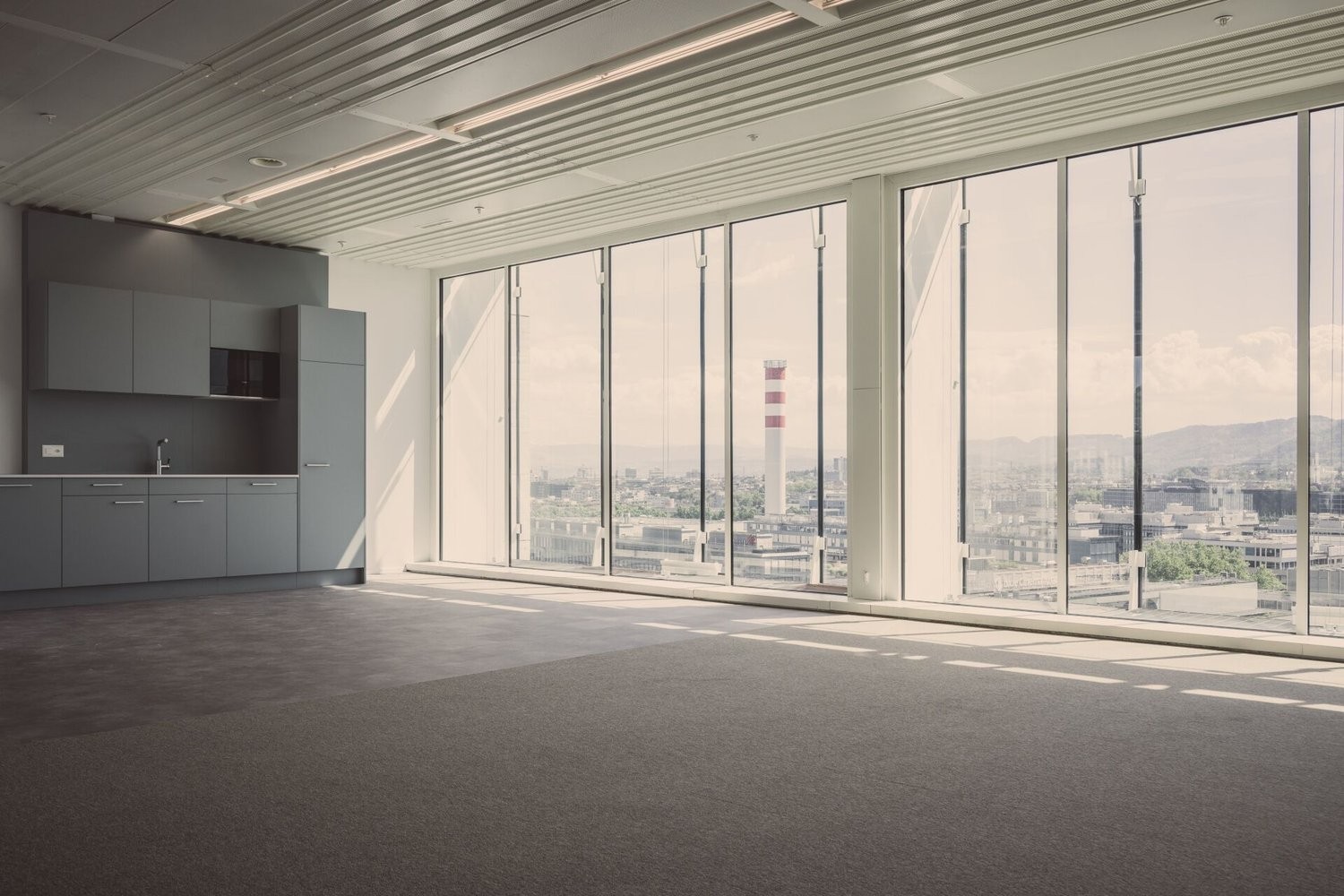 486m² office