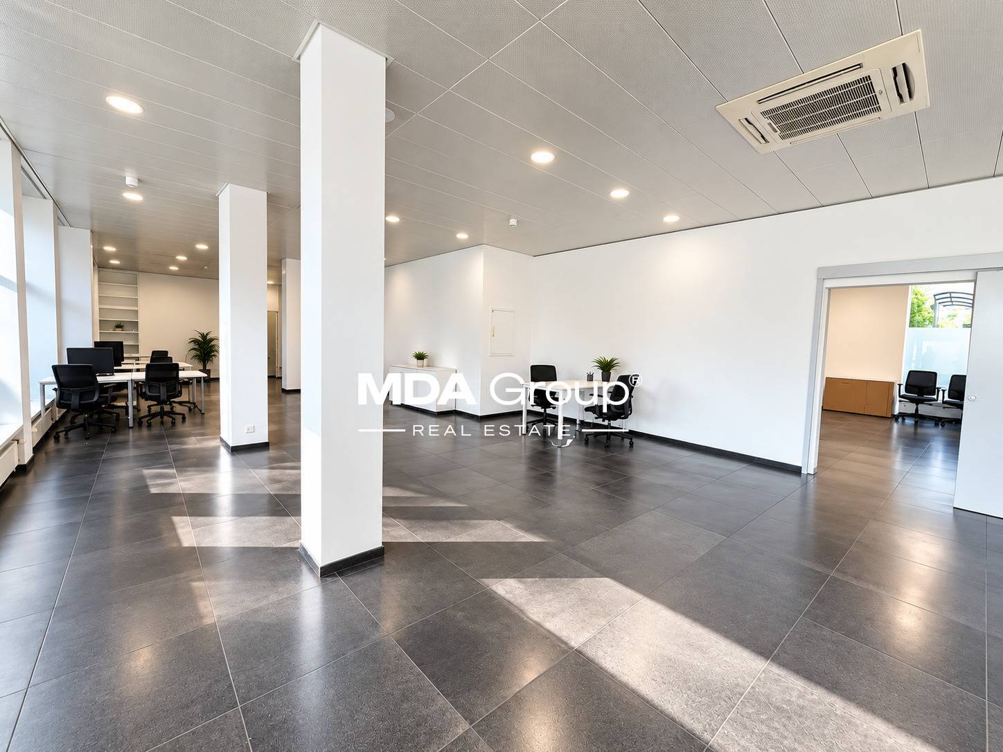 240m² office, photo 6 of 10