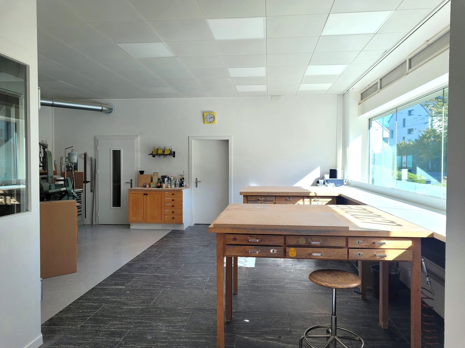 320m² commercial, Foto 1 von 8