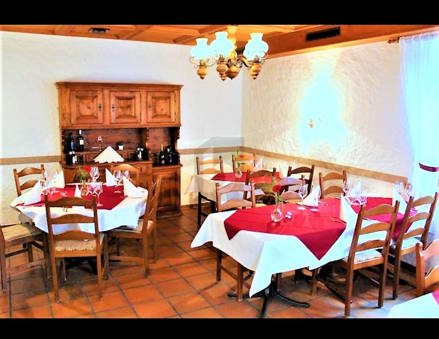 Ristorante, foto 2 di 4