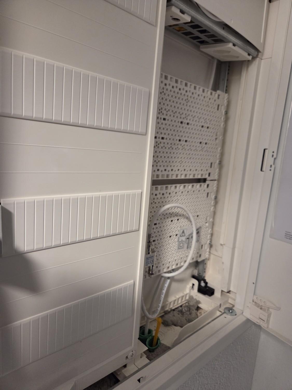 24-24m² office