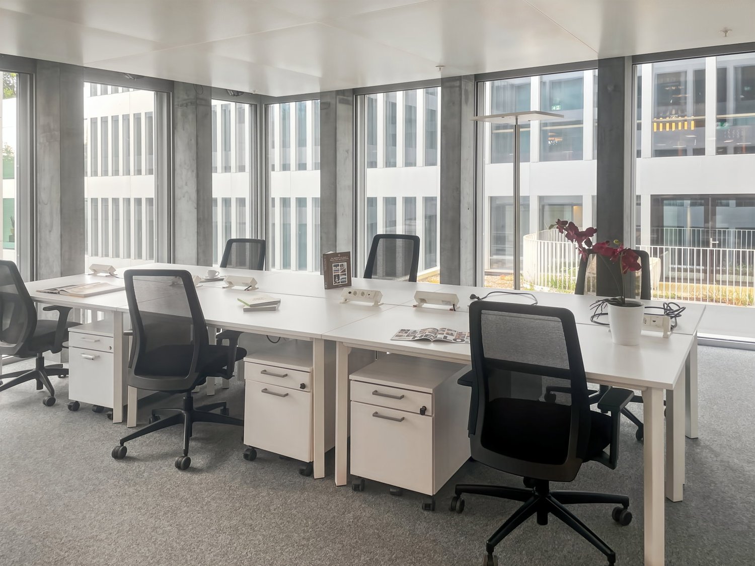 300m² office, Foto 1 von 10